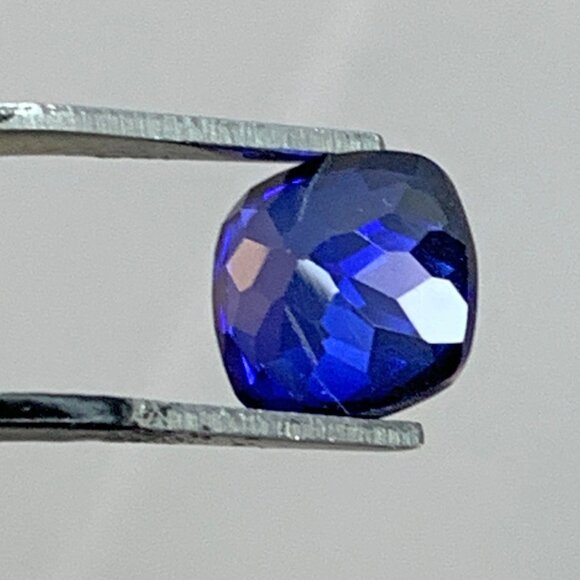 Elegant Blue Sapphire Gemstone Jewelry with certificate - Picture 11 of 13